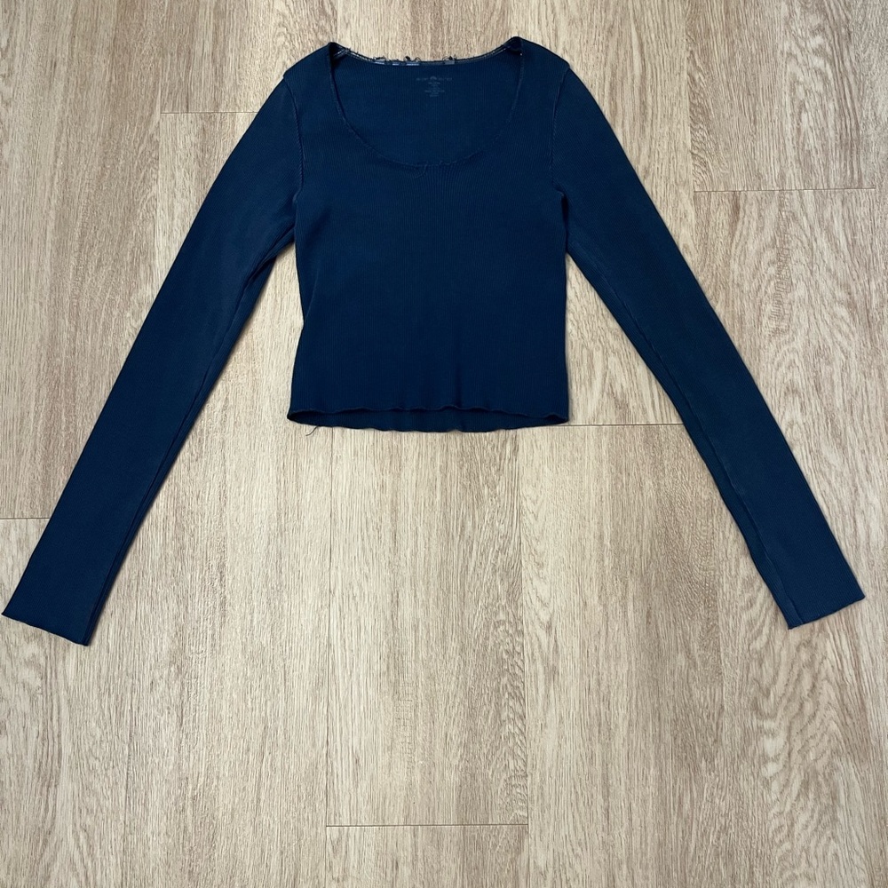 brandy melville shirt
